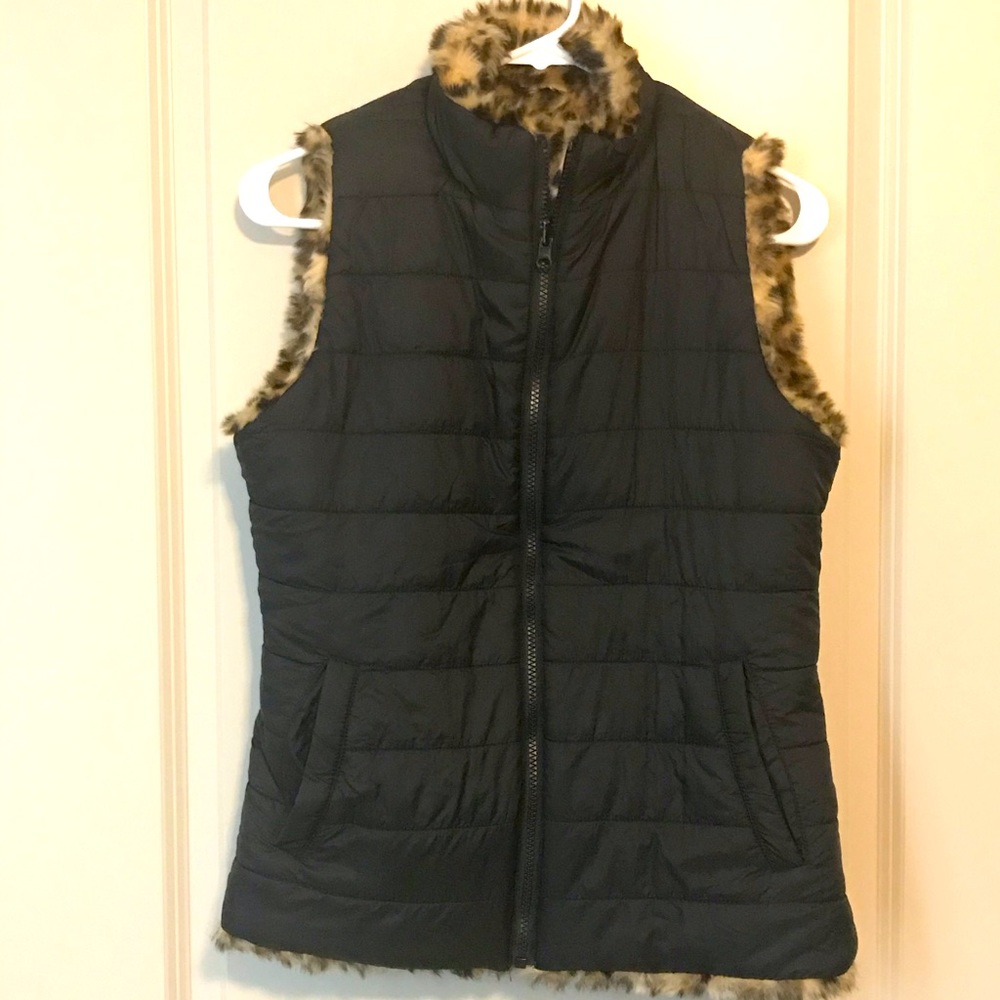 Reversible vest/ animal print